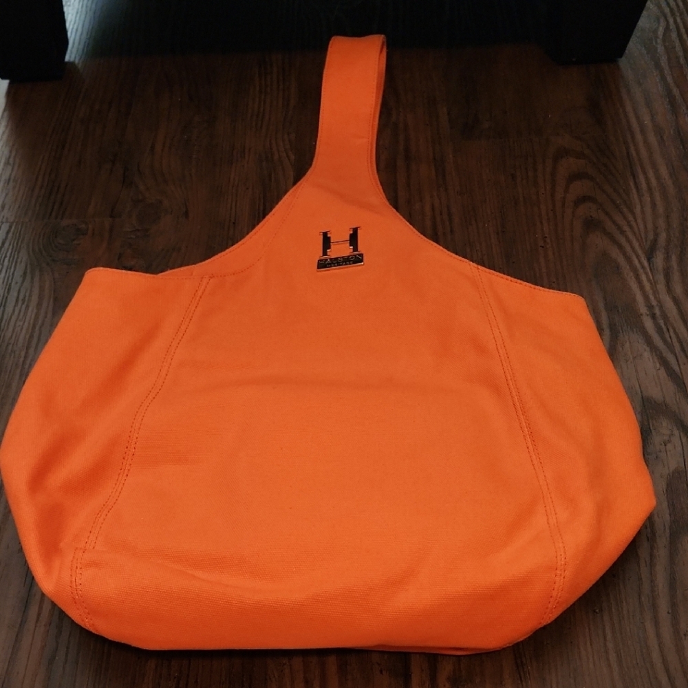 NEW HALSTON HERITAGE SacBag  Hobo/Shoulder Bag In Vibrant Orange w/Grey Lining